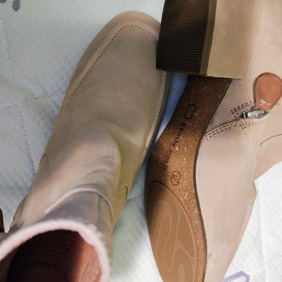 Kenneth Cole Gentle souls Booties 7.5 - Picture 6 of 16